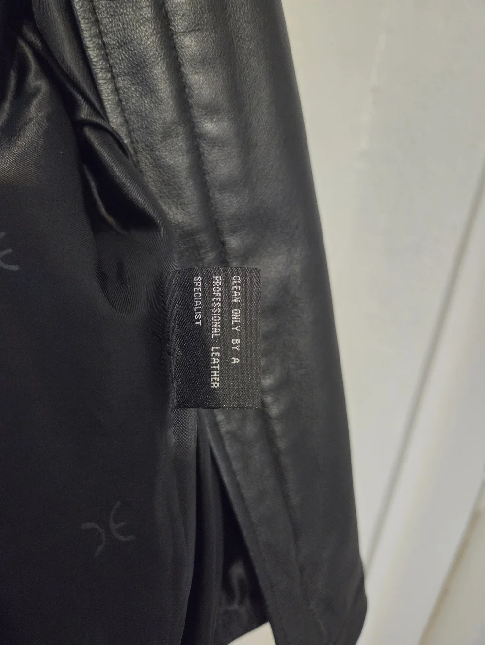 Perry Ellis Black Leather Zip-Front Jacket